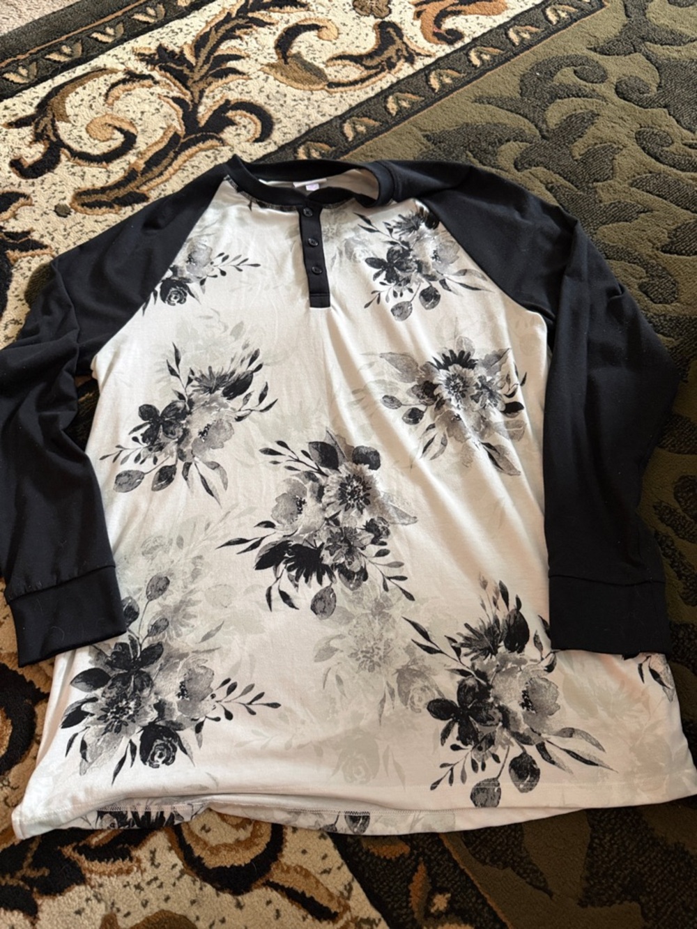 LuLaRoe Black and White Floral Henley Raglan